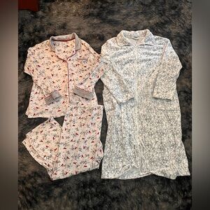 Ladies fleece pajamas and robe size 3X